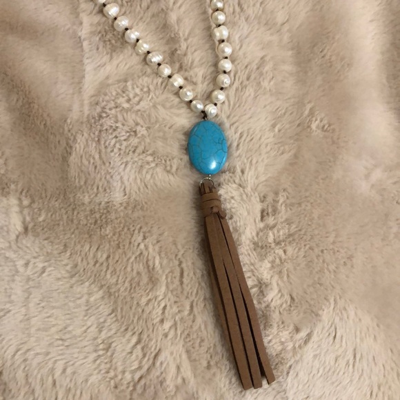 Pearl and Turquoise Necklace - Picture 2 of 3